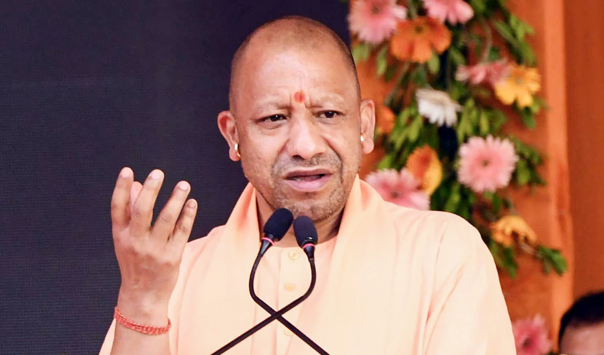 ‘भगवा को आतंक का प्रतीक बताकर आस्था को कलंकित करने वालों के चेहरे हुए बेनकाब’, योगी आदित्यनाथ का विपक्ष पर आरोप