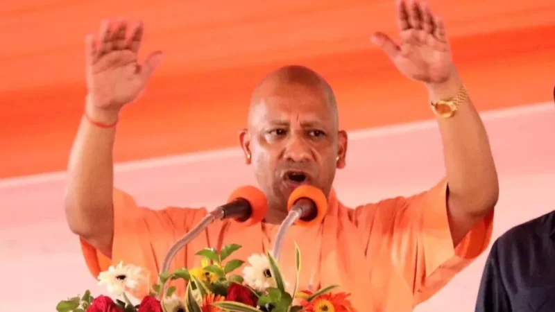 ‘EVM से विपक्ष जीता तो पुरुषार्थ, भाजपा जीते तो बेईमानी…’, गोरखपुर से बिहार चुनाव साध रहे सीएम योगी