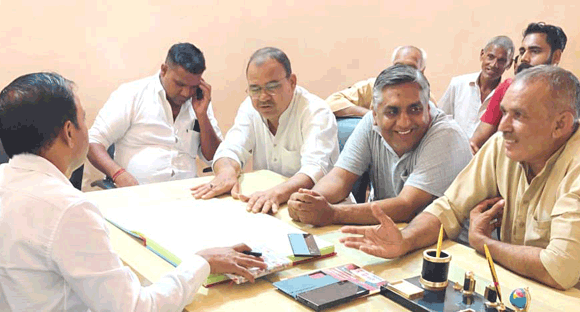 अधिशासी अधिकारी ने की आपत्तियों की सुनवाई