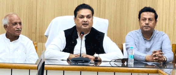 विधायक आशु मलिक ने ग्राम प्रधानों एवं पार्षदों से किया सहयोग का आह्वान