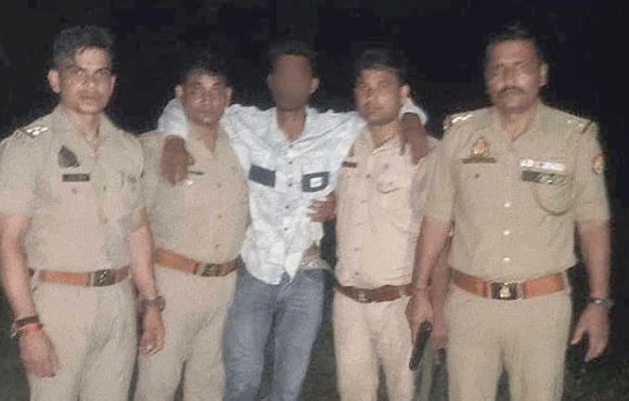 पुलिस ने मुठभेड़ में घायलावस्था में दबोचे दो गौकश