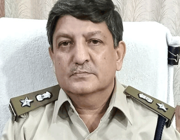 त्यौहारों के मद्देनजर आबकारी विभाग ने कसी कमर