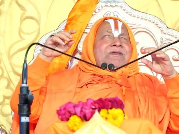 गांधी की हत्या, आरक्षण से लेकर मिनी पाकिस्तान तक… रामभद्राचार्य के वो बयान, जिन पर मचा हंगामा