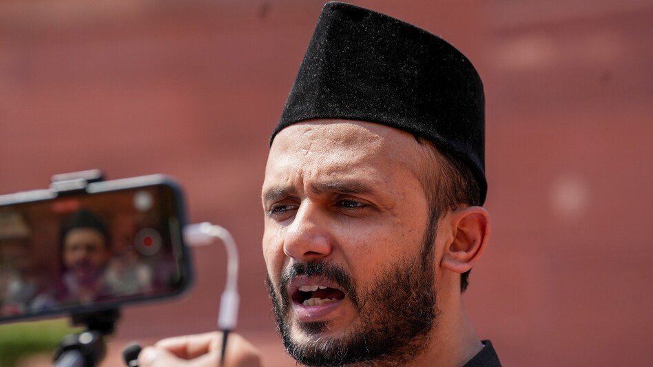 नवरात्र में मीट की दुकान बंद करने की मांग, संभल सांसद जियाउर्रहमान ने दी तीखी प्रतिक्रिया