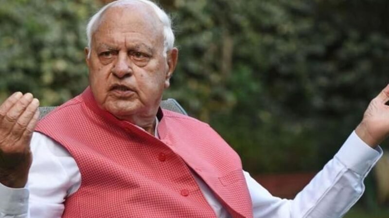 ‘हजरतबल दरगाह में बोर्ड लगाने की जरूरत नहीं थी, गलत हुआ’, विवाद पर बोले फारूक अब्दुल्ला