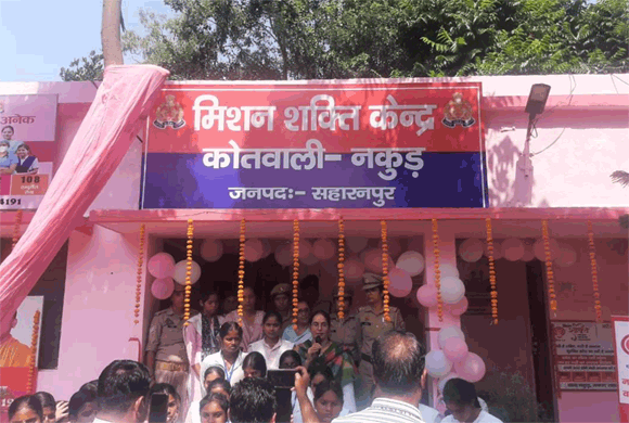 नगर पालिका ने पुलिस के साथ नगर मे सिंगल यूज पोलीथीन का प्रयोग बंद कराने को लेकर चलाया चैकिंग अभियान