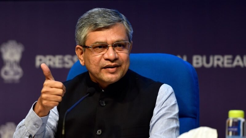 रेलवे कर्मचारियों को मोदी सरकार का तोहफा, दिवाली पर मिलेगा 78 दिनों का बोनस