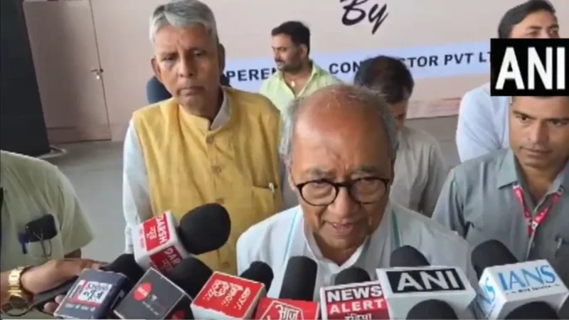 कांग्रेस नेता दिग्विजय सिंह बोले- “जहां भी डबल इंजन की सरकार है, वहां भ्रष्टाचार एक धंधे की तरह चल रहा”