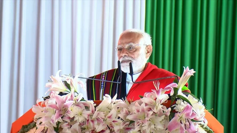 चुराचांदपुर में मणिपुर हिंसा पर बोले PM मोदी, दुख जताते हुए कहा- “मैं अपील करूंगा कि शांति के रास्ते पर आगे बढ़ें”