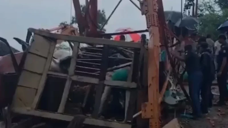 गुजरात के पंचमहल में बड़ा हादसा, मालवाहक रोपवे गिरने से 6 लोगों की मौत; रेस्क्यू ऑपरेशन जारी