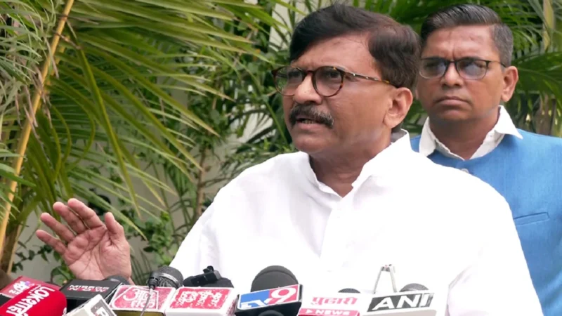 गांधी के कारण बची है मोदी सरकार! नेपाल पर बोले संजय राउत- भारत में भी बिगड़ सकते हैं हालात