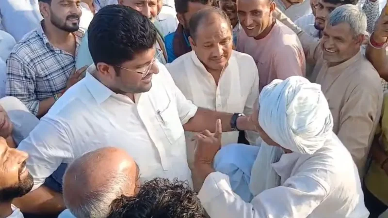 ‘तुमने कुछ नहीं किया’, दुष्यंत चौटाला को बुजुर्ग ने सुनाई खरी-खोटी, ऐसा था हरियाणा के पूर्व डिप्टी सीएम का रिएक्शन