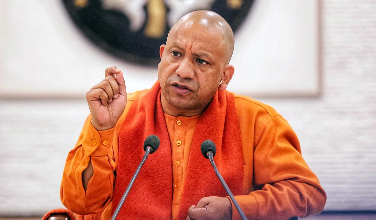 UP में दनादन मुठभेड़ों के चलते अपराधी भागते फिर रहे, CM Yogi ने एक बार कमिटमेंट कर दी तो फिर पीछे नहीं हटते