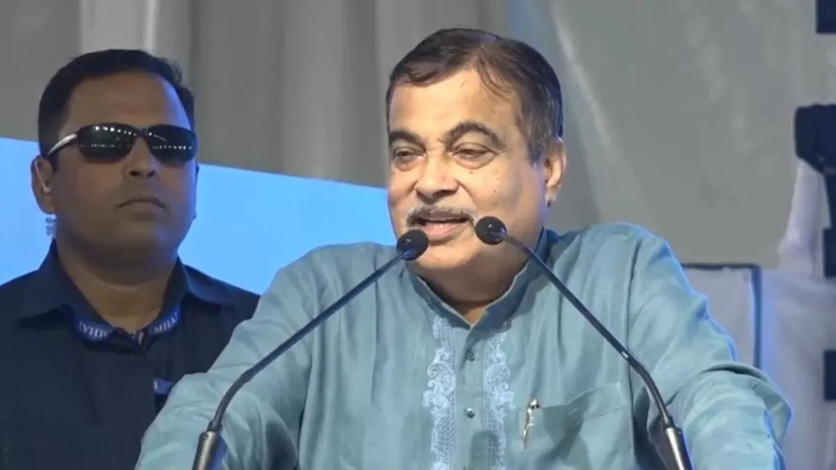 देश के पहले इलेक्ट्रिक ट्रक बैटरी स्वैपिंग स्टेशन का उद्घाटन, गडकरी बोले- अब किसान होंगे ईंधन दाता, डीजल से मिलेगी मुक्ति