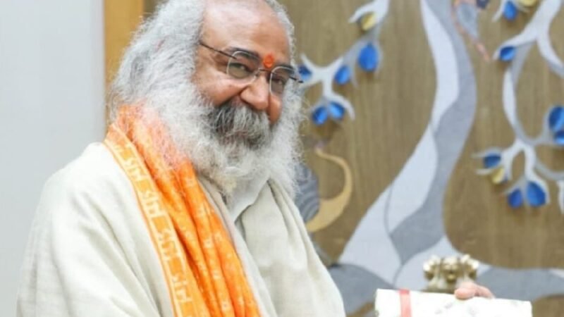 तेजस्वी यादव पर आचार्य प्रमोद कृष्णम का बड़ा हमला- “CM बने तो बिहार में शरिया कानून करेंगे लागू”