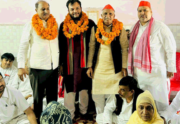 विधान परिषद सीट के प्रत्याशी का सपाइयों ने किया स्वागत, पूर्ण समर्थन देने का आश्वासन