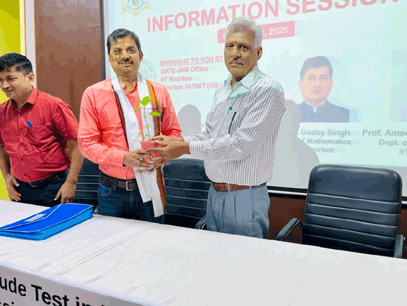 शोभित विश्वविद्यालय में हुआ गेट एवं जैम परीक्षा के लिए सेमिनार का आयोजन