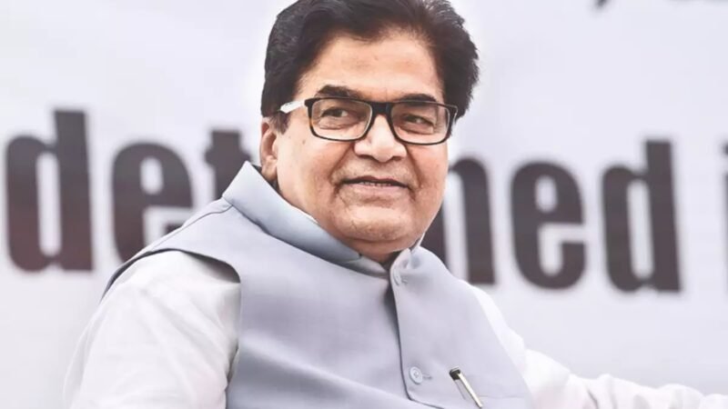 यूपी पुलिस कर रही फर्जी एनकाउंटर… सपा के राष्ट्रीय महासचिव रामगोपाल यादव का भाजपा सरकार पर हमला