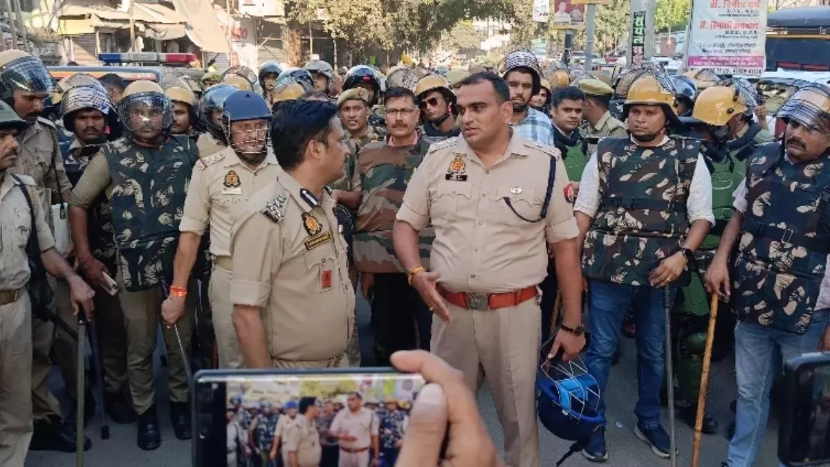 बरेली हिंसा के बाद आज पहला जुमा, मौलाना एहसान रजान ने मुसलमानों से कहा- ‘नमाज पढ़ने के बाद…’