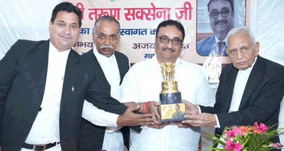 सहारनपुर बार में न्यायमूर्ति तरुण सक्सैना का अधिवक्ताओं ने किया भव्य स्वागत