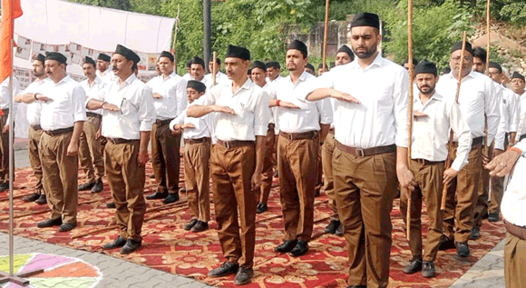 राष्ट्रीय स्वयंसेवक संघ (आरएसएस) ने पूर्ण किए 100 वर्ष, विजयादशमी पर निकला भव्य पथ संचलन