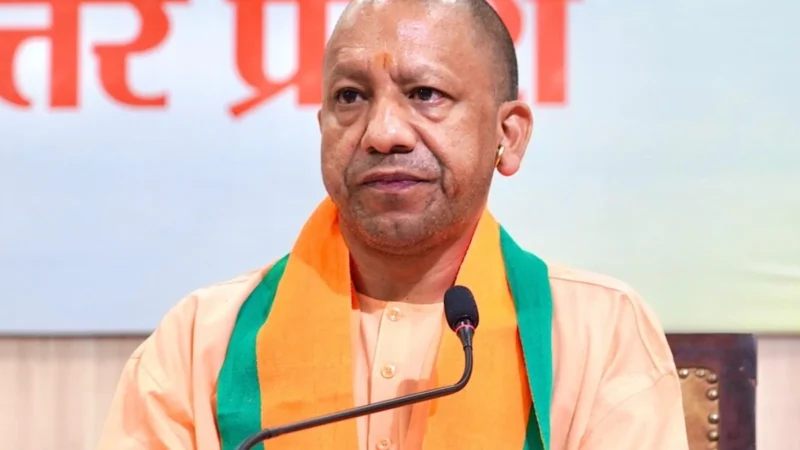 आध्यात्मिक स्वरूप में लौट रहा संभल, CM योगी के प्रयासों से फिर शुरू हुई 24 कोसी परिक्रमा
