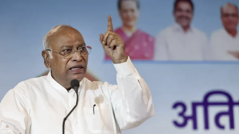 कांग्रेस अध्यक्ष मल्लिकार्जुन खरगे अस्पताल में हुए भर्ती, बेंगलुरु में चल रहा इलाज, जानें ताजा अपडेट