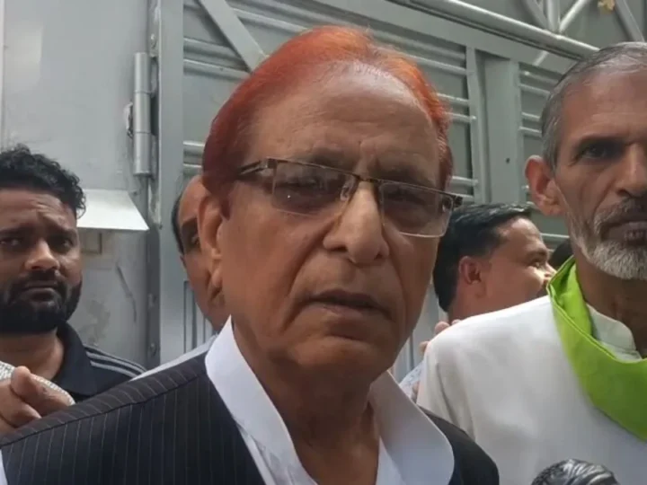 अखिलेश यादव से मुलाकात से पहले आजम खान बोले- ‘मैं मुर्गी चोर, 350 मुकदमें परिवार पर, कितनी जिंदगी मांगू खुदा से’