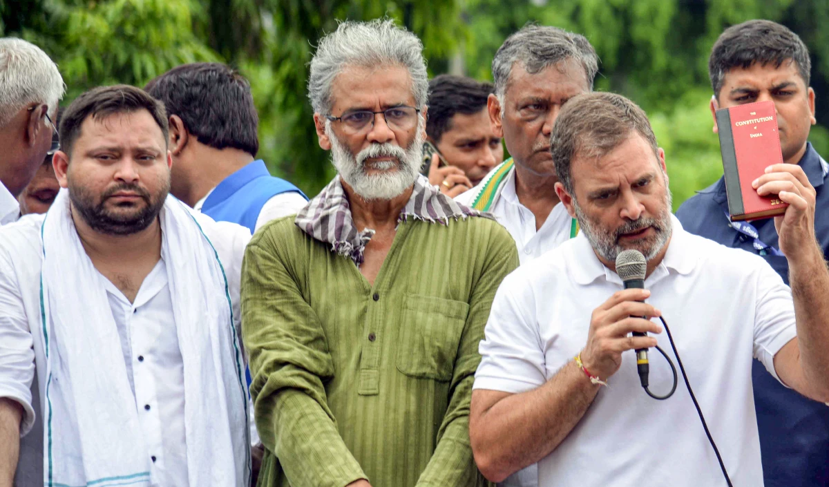 महिलाओं को 2500 रुपये महीना, भूमिहीन परिवारों को जमीन, बिहार चुनाव के लिए महागठबंधन की प्रमुख गारंटियों का कांग्रेस ने किया खुलासा
