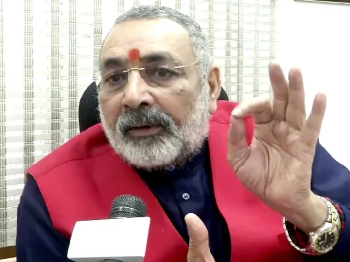 बिहार में नीतीश ही NDA के CM चेहरा, गिरिराज बोले- महागठबंधन में फूट, लालू चिंतित