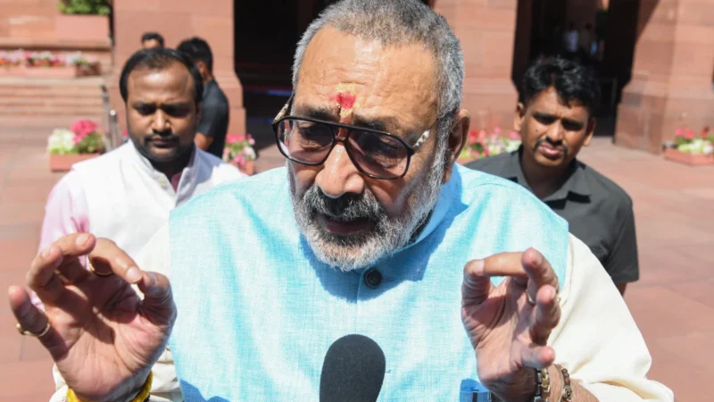 “मोदी होते तो कांग्रेस राज में ही होता पाकिस्तान पर एक्शन, ‘ऑपरेशन सिंदूर’ की नौबत न आती”: गिरिराज