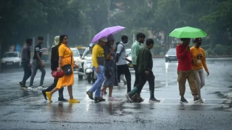 यूपी-MP से मानसून की विदाई, रातें हो रही ठंडी, 11 राज्यों में तेज हवाओं के साथ भारी बारिश के आसार