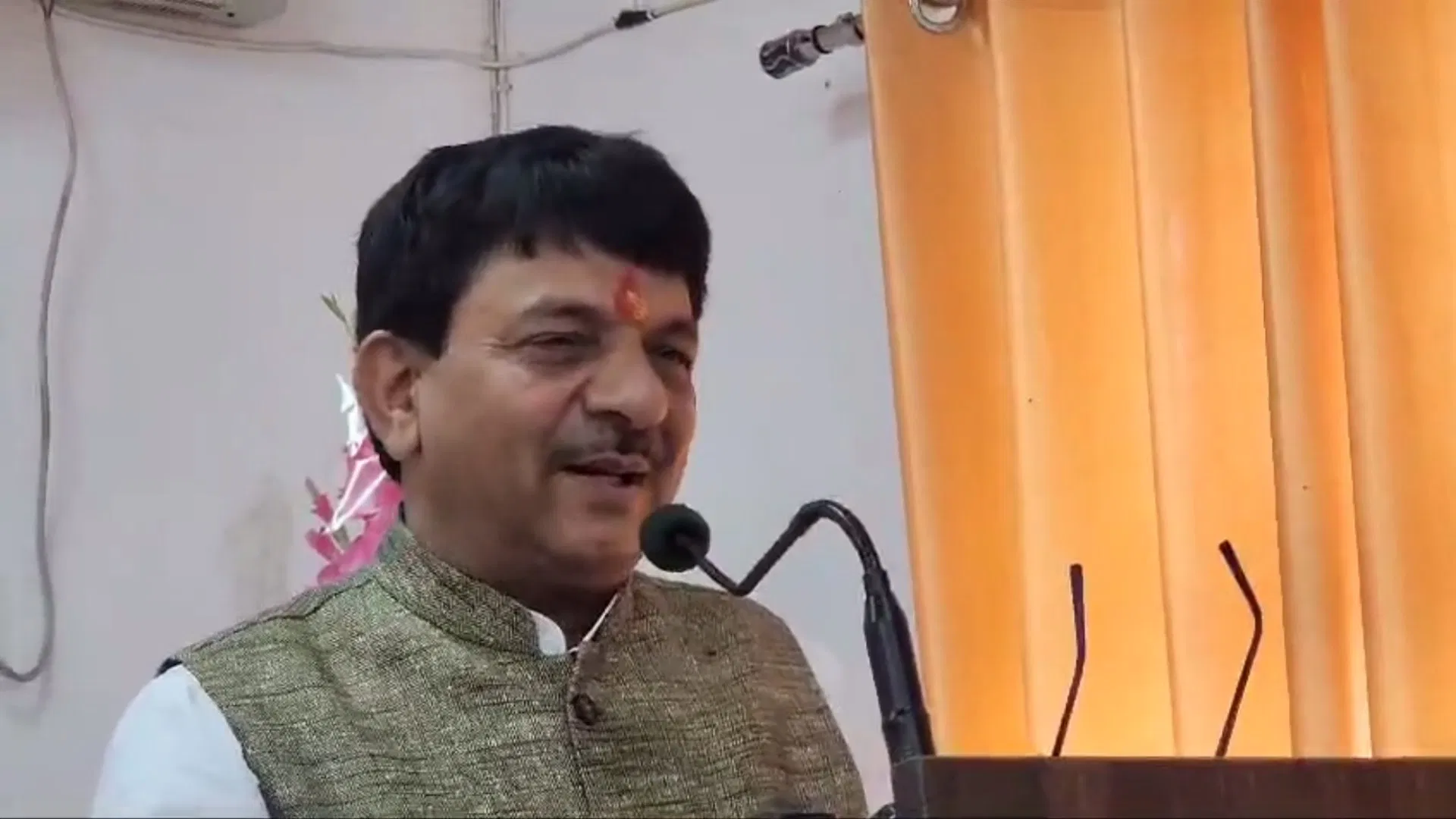 ‘मानसिक दिवालियापन है’, अखिलेश यादव के घुसपैठिए वाले बयान पर योगी के मंत्री का पलटवार