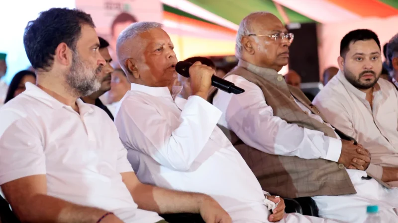 बिहार चुनाव से पहले महागठबंधन में सियासी ड्रामा, Lalu Prasad Yadav ने बांटे सिंबल फिर वापस लिए!