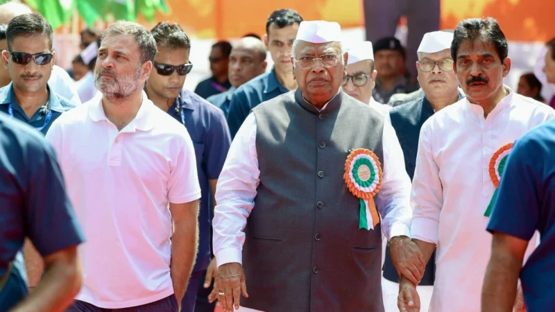 मल्लिकार्जुन खरगे बोले- सरदार पटेल कांग्रेस की विचारधारा का अटूट हिस्सा, नेहरू उन्हें एकता का संस्थापक कहते थे