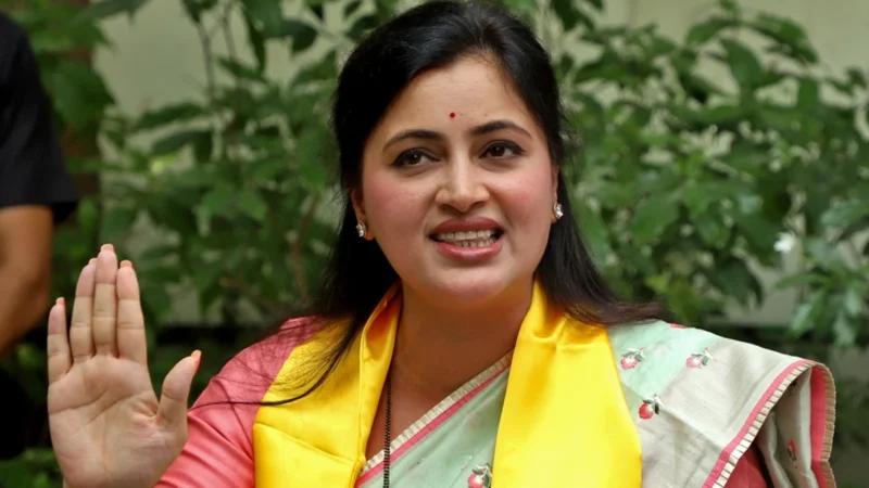 Navneet Rana को जान से मारने और गैंगरेप की धमकी, हैदराबाद से आया खत, FIR दर्ज