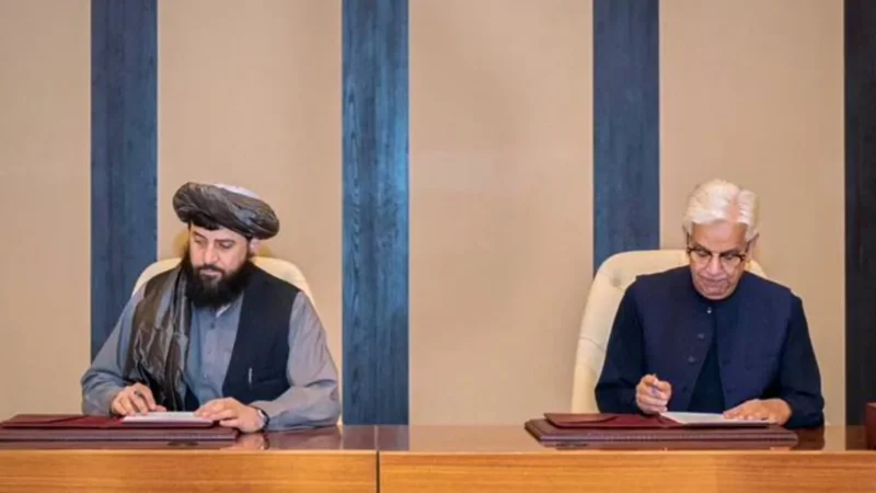 पाकिस्तान और अफगानिस्तान के बीच बन गई बात, इस्तांबुल में सीजफायर पर सहमत हुए दोनों देश