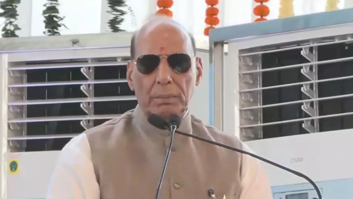 नासिक में पहली बार तेजस MK-1A लड़ाकू विमान ने भरी उड़ान, राजनाथ सिंह बोले- गर्व से चौड़ा हुआ सीना