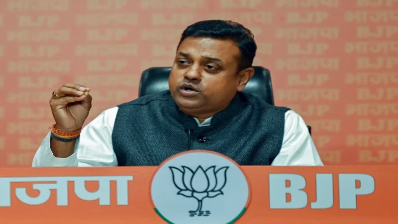 26/11 पर विदेशी दबाव! कांग्रेस ने राष्ट्रहित से समझौता किया? संबित पात्रा ने सोनिया को घेरा