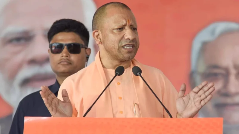 योगी की अर्थी निकालो बोलने वाले सुल्तानपुर के प्रभारी CMS पर एक्शन, किया गया सस्पेंड, FIR भी दर्ज