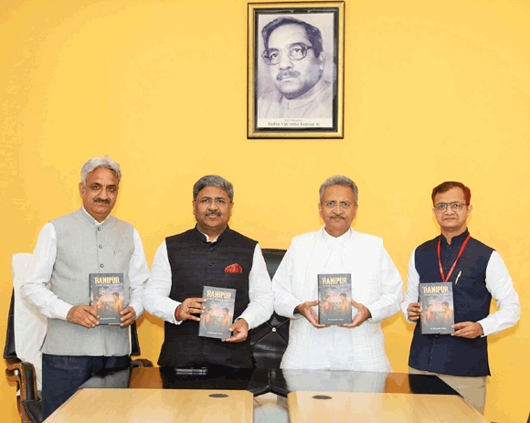 ‘रानीपुर – प्रेम और विरासत की कहानी’उपन्यास का हुआ विमोचन –	महाराष्ट्र की समृद्ध पृष्ठभूमि पर आधारित है उपन्यास