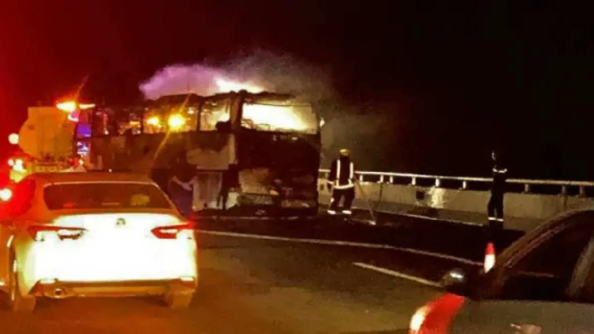 सऊदी अरब में भारतीय हज यात्रियों को लेकर जा रही बस का एक्सीडेंट, 42 लोगों के मौत की आशंका