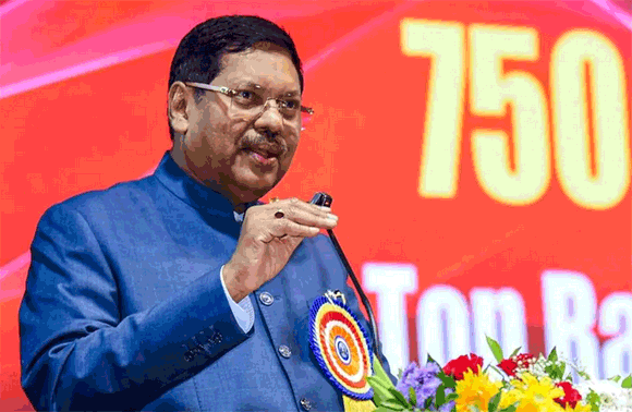 नए चीफ जस्टिस सूर्यकांत के शपथ लेते ही जस्टिस गवई ने छोड़ दी अपनी कार, कायम की नई मिसाल