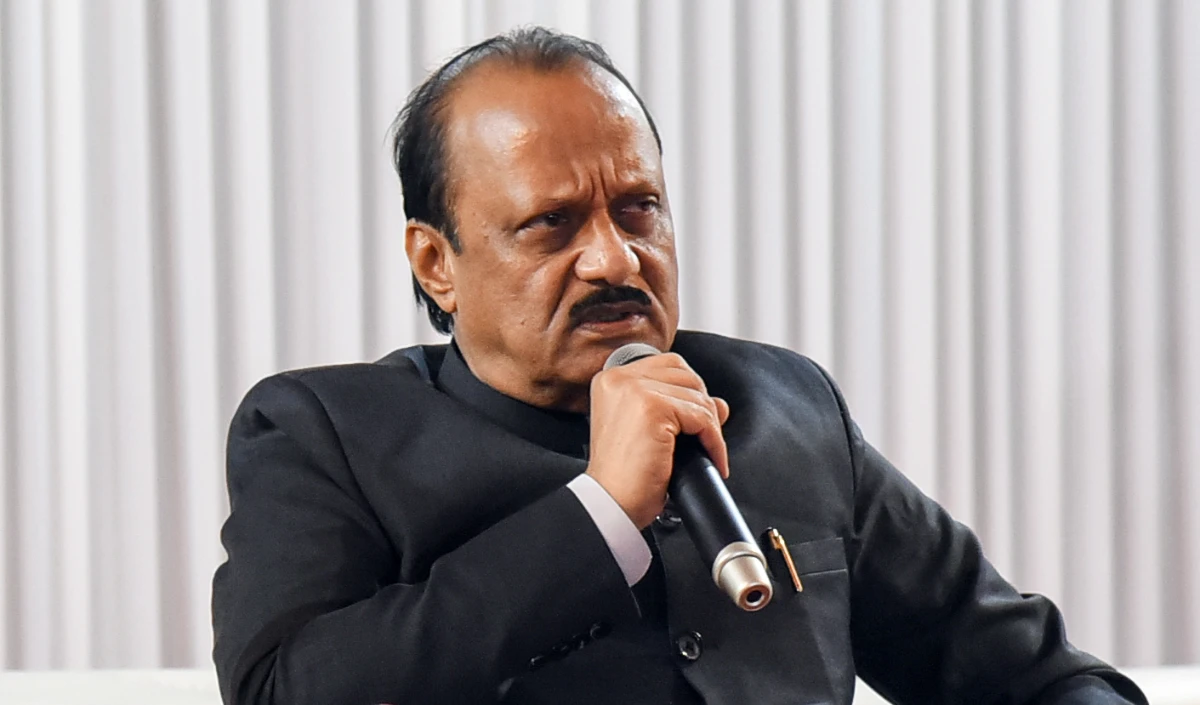 ‘मैं अपनी अंतरात्मा की आवाज सुनूंगा फिर फैसला लूंगा’, पुणे ज़मीन सौदे के बाद इस्तीफे की मांग पर अजित पवार