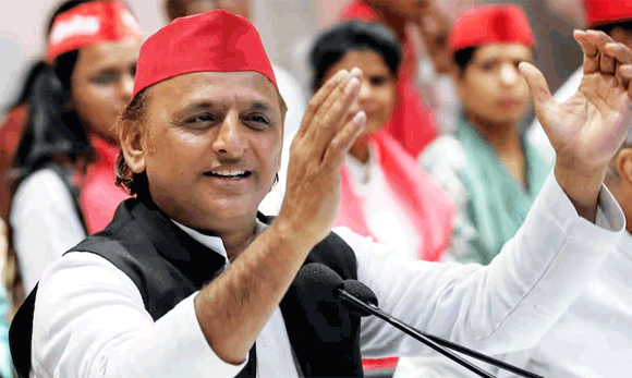 राम मंदिर ध्वजारोहण से पहले अखिलेश यादव का बड़ा बयान, बोले- ‘दर्शन के लिए ईश्वरीय इच्छा…’