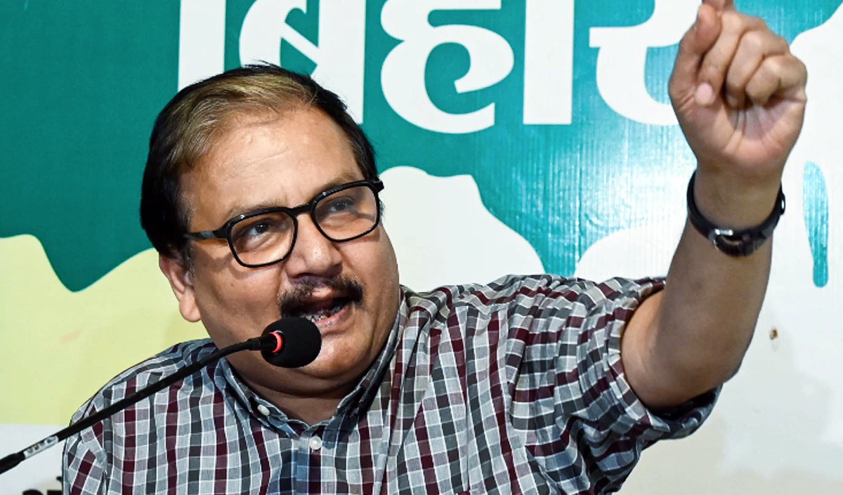 बिहार में वोटों की गिनती के बीच राजद सांसद मनोज झा का दावा, बदलाव की ओर बढ़ रहा है राज्य