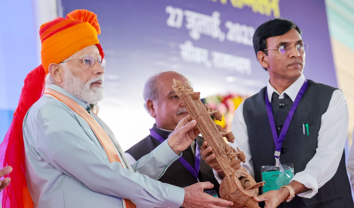 आज से लागू हुए नए श्रम कानून: पीएम मोदी का कार्यबल कल्याण की ओर बड़ा कदम, गिग वर्कर्स को बड़ी राहत