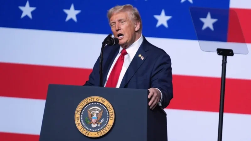 टैरिफ लगाने के अपने फैसले से पीछे हटे ट्रंप, अमेरिका ने विभिन्न उत्पादों से शुल्क हटाने का किया ऐलान