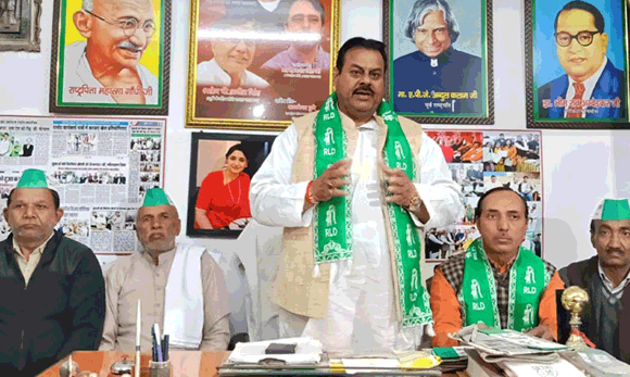 23 दिसम्बर को चौधरी चरण सिंह की जयंती पर सरकार सार्वजनिक अवकाश घोषित करने की मांग