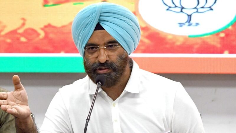 दिल्ली: पर्यावरण मंत्री बोले, ‘बिना PUCC के नहीं मिलेगा पेट्रोल-डीजल’, प्रदूषण की 4 वजहें बताई